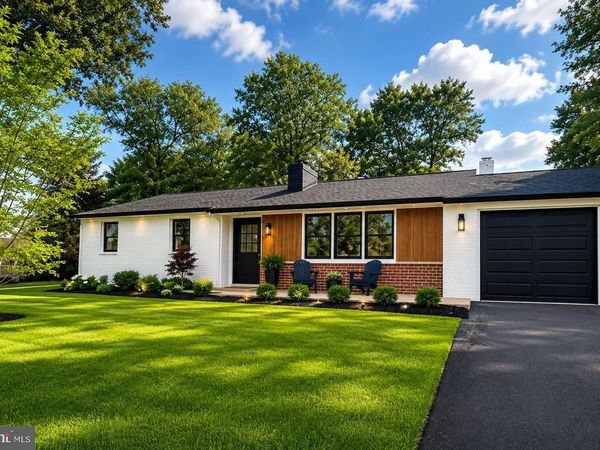 800 FALCON LANE, WEST CHESTER, PA 19382