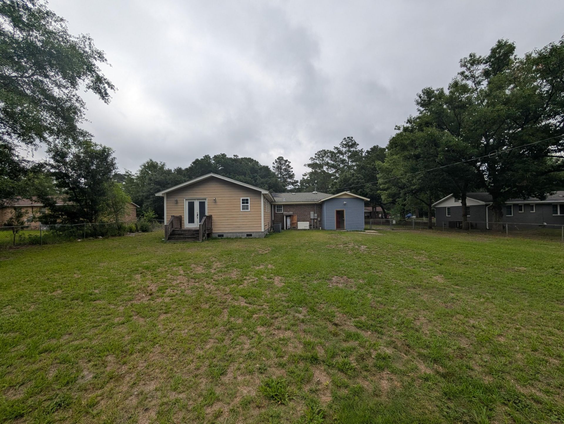 33 Elliott Court Photo 10