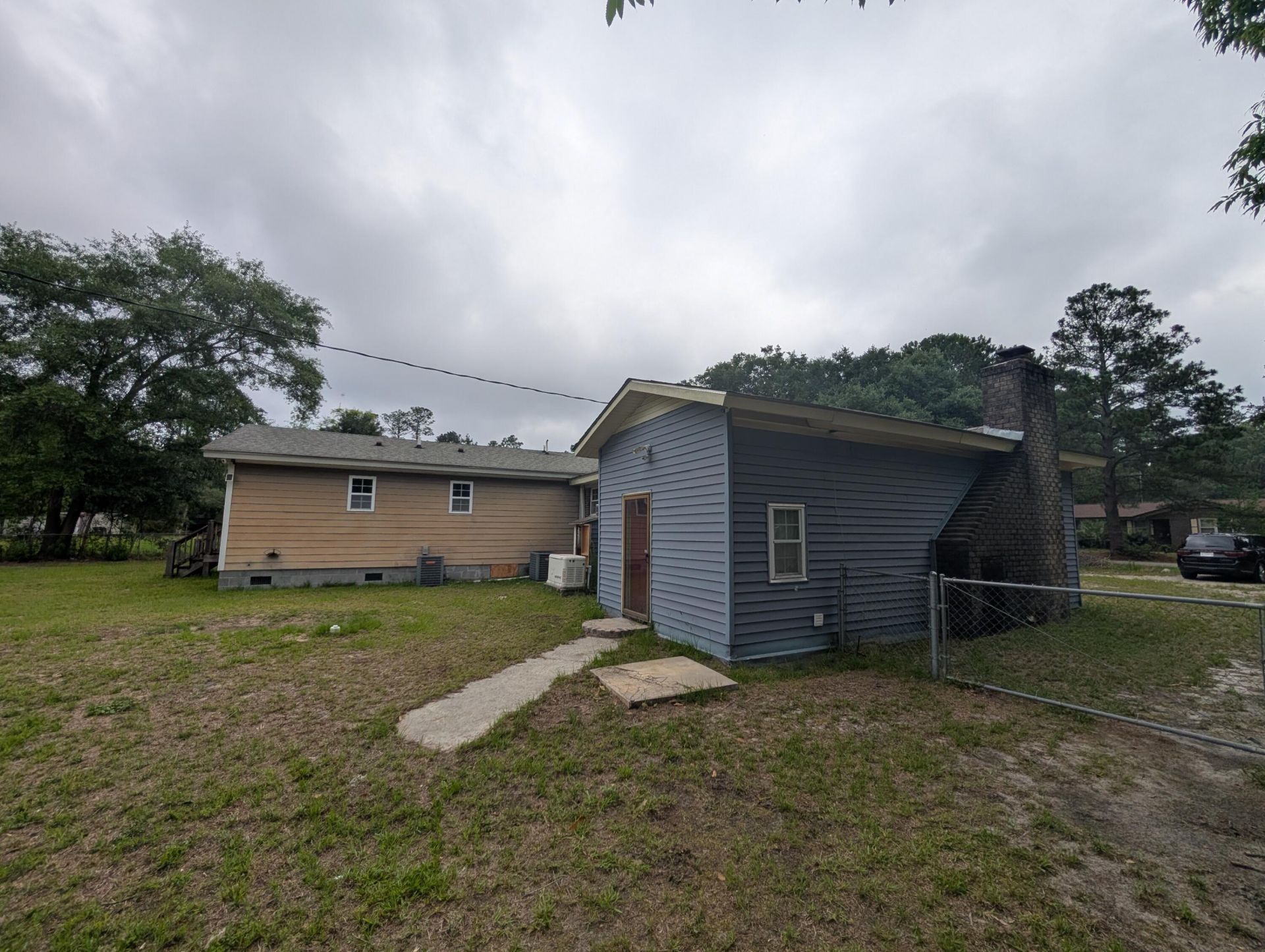 33 Elliott Court Photo 13