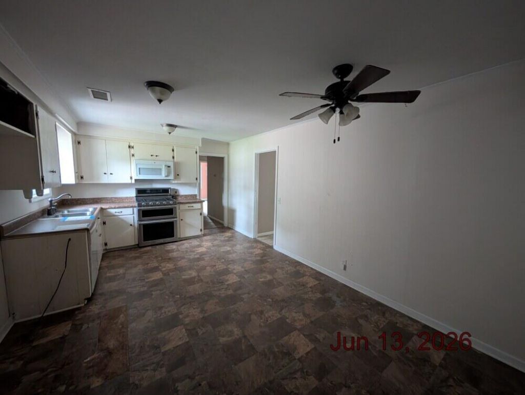 33 Elliott Court Photo 19