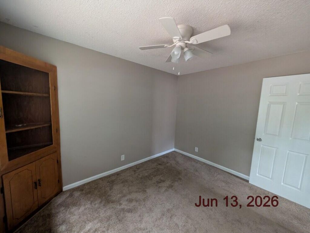 33 Elliott Court Photo 25