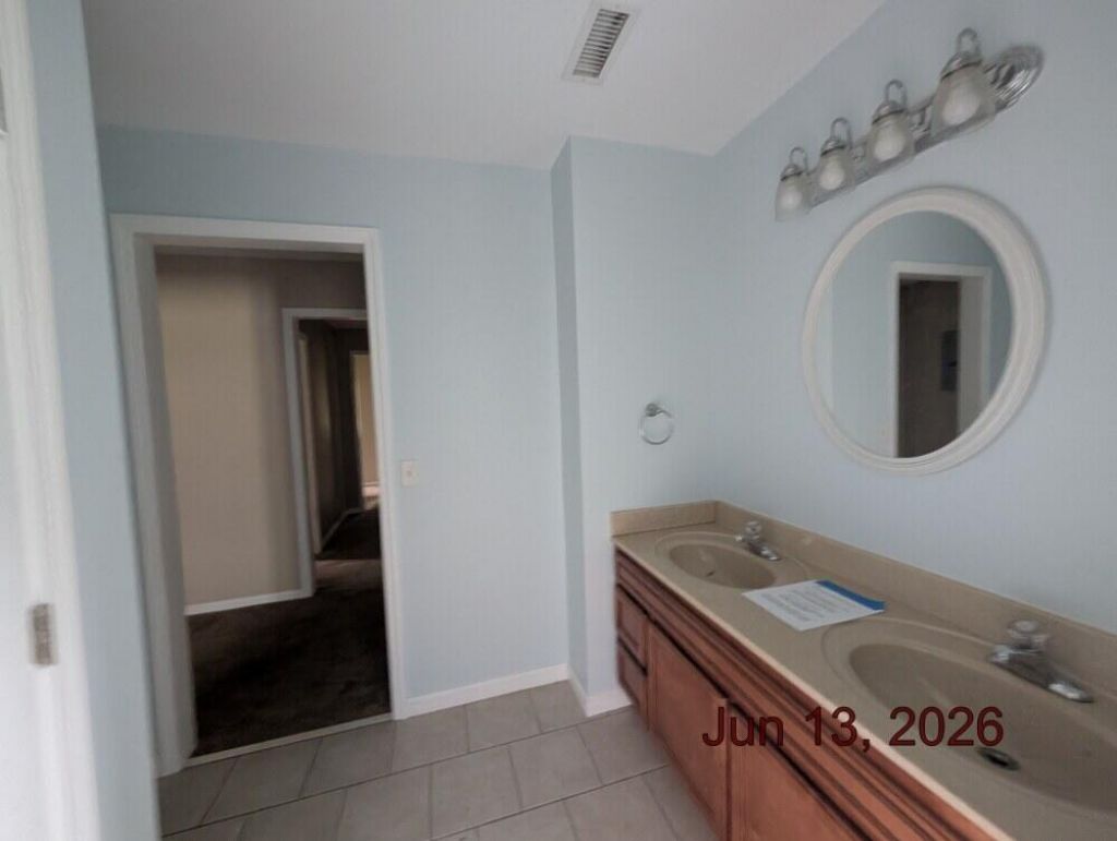 33 Elliott Court Photo 33