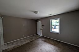 33 Elliott Court photo 4