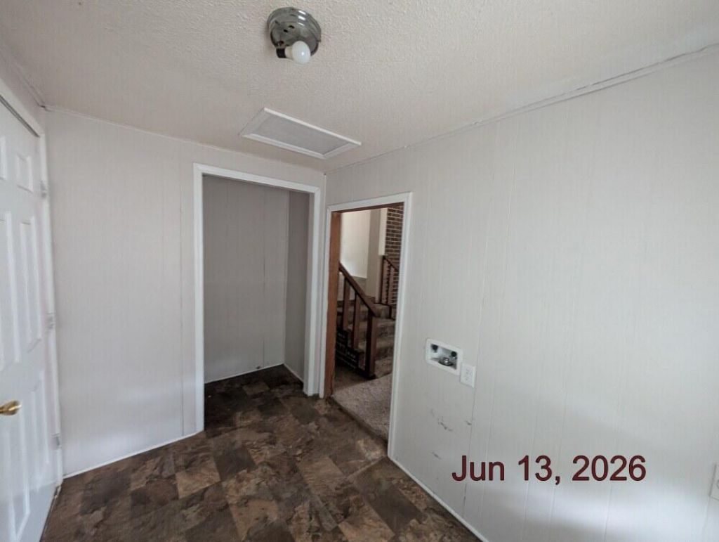 33 Elliott Court Photo 9