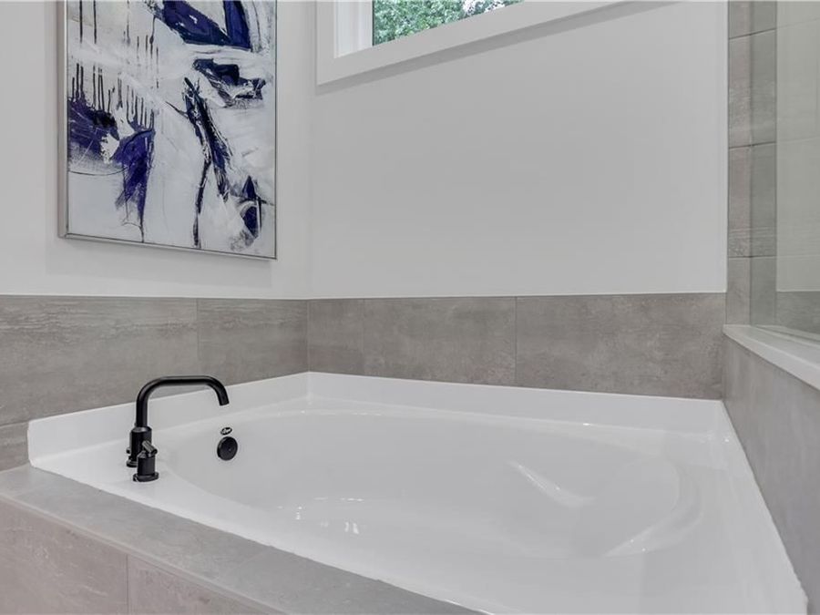 Property Image 58