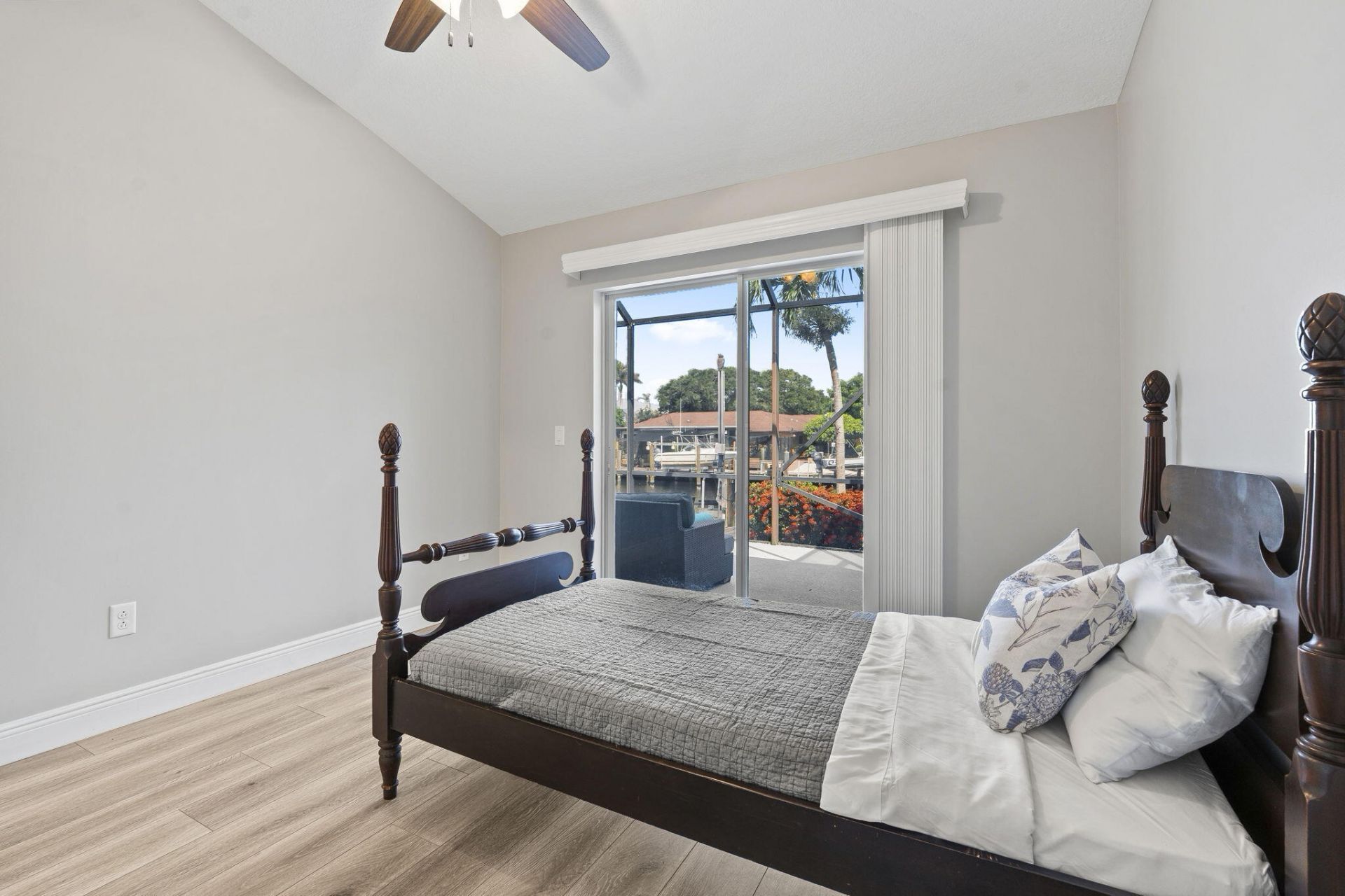 117 Queen Elizabeth Court, Hutchinson Island, FL 34949 Photo