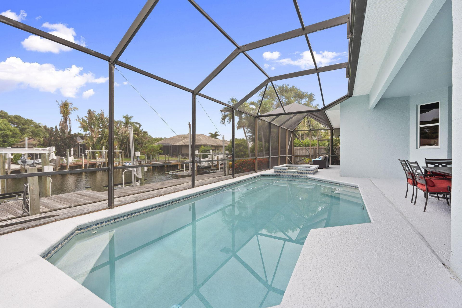 117 Queen Elizabeth Court, Hutchinson Island, FL 34949 Photo