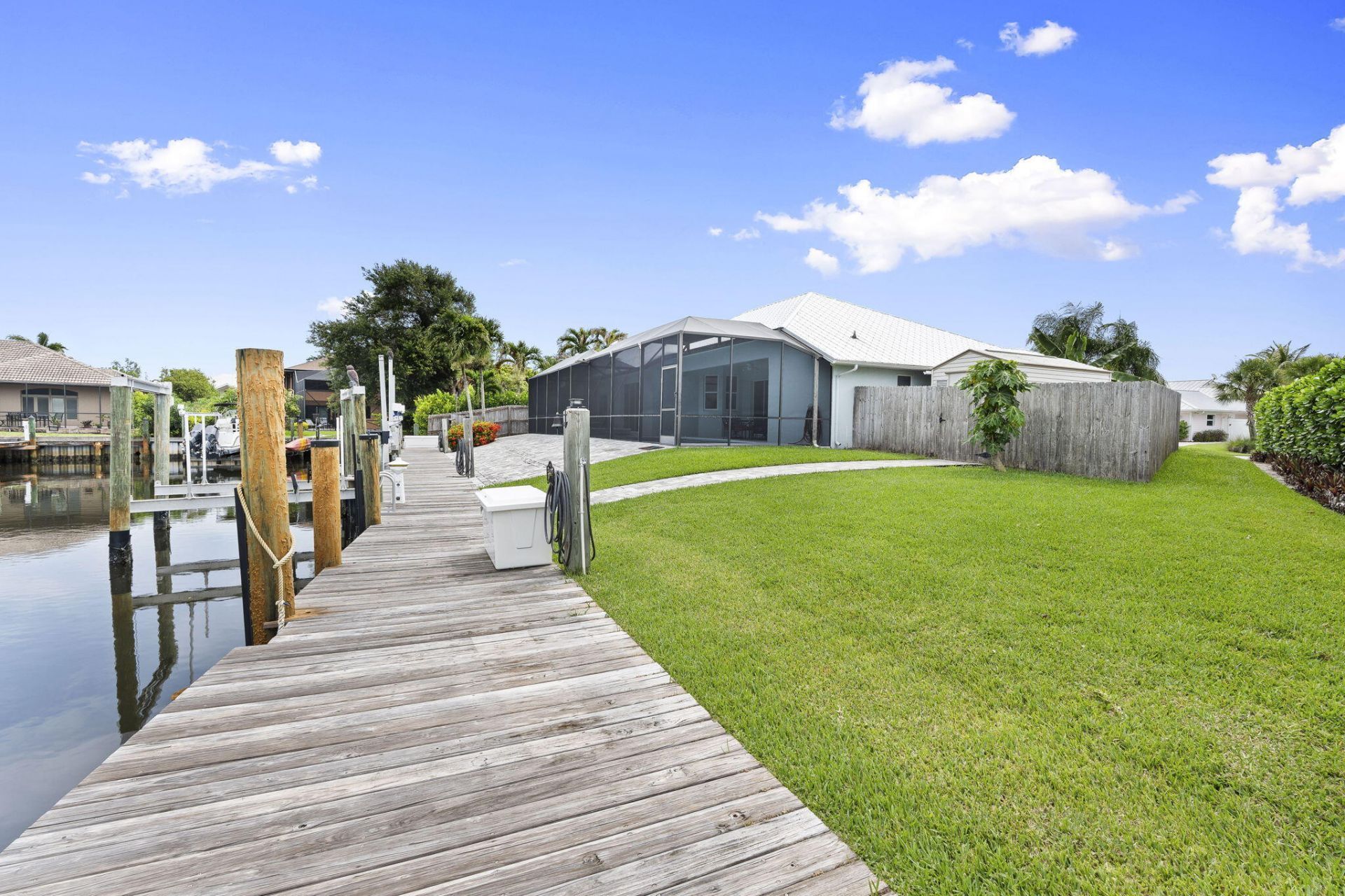 117 Queen Elizabeth Court, Hutchinson Island, FL 34949 Photo