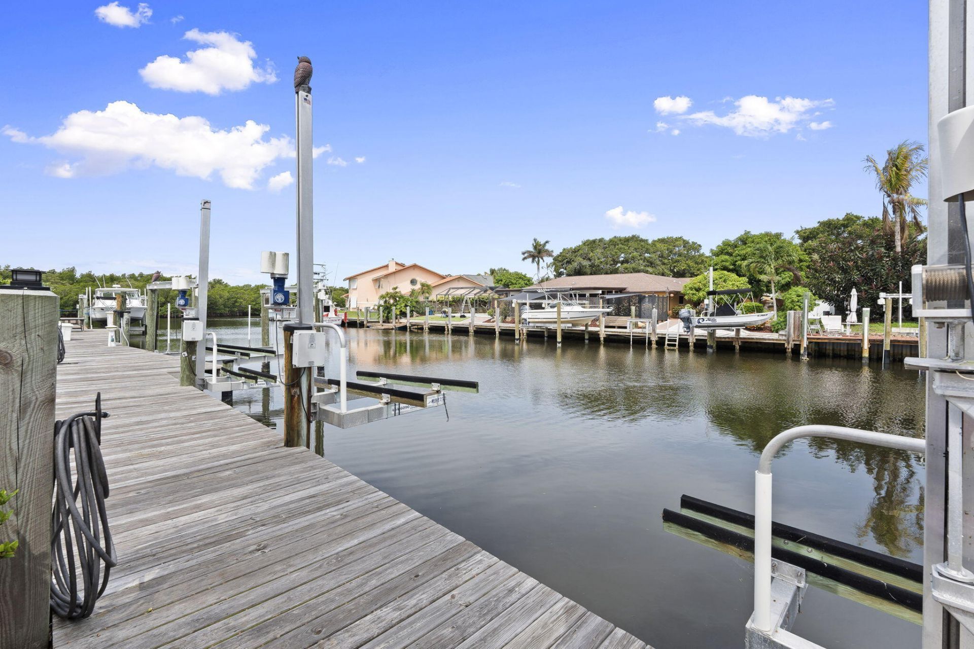 117 Queen Elizabeth Court, Hutchinson Island, FL 34949 Photo