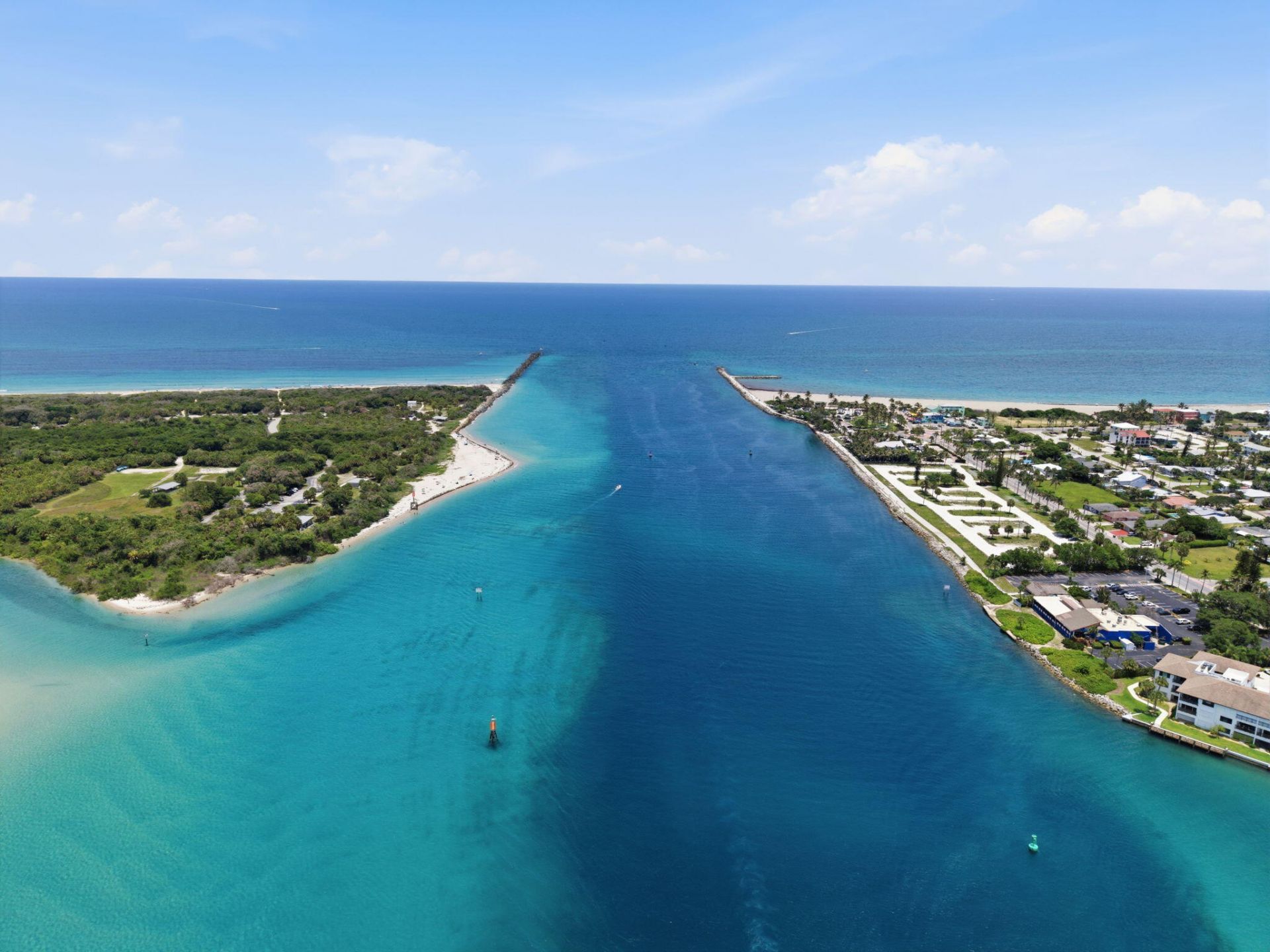 117 Queen Elizabeth Court, Hutchinson Island, FL 34949 Photo