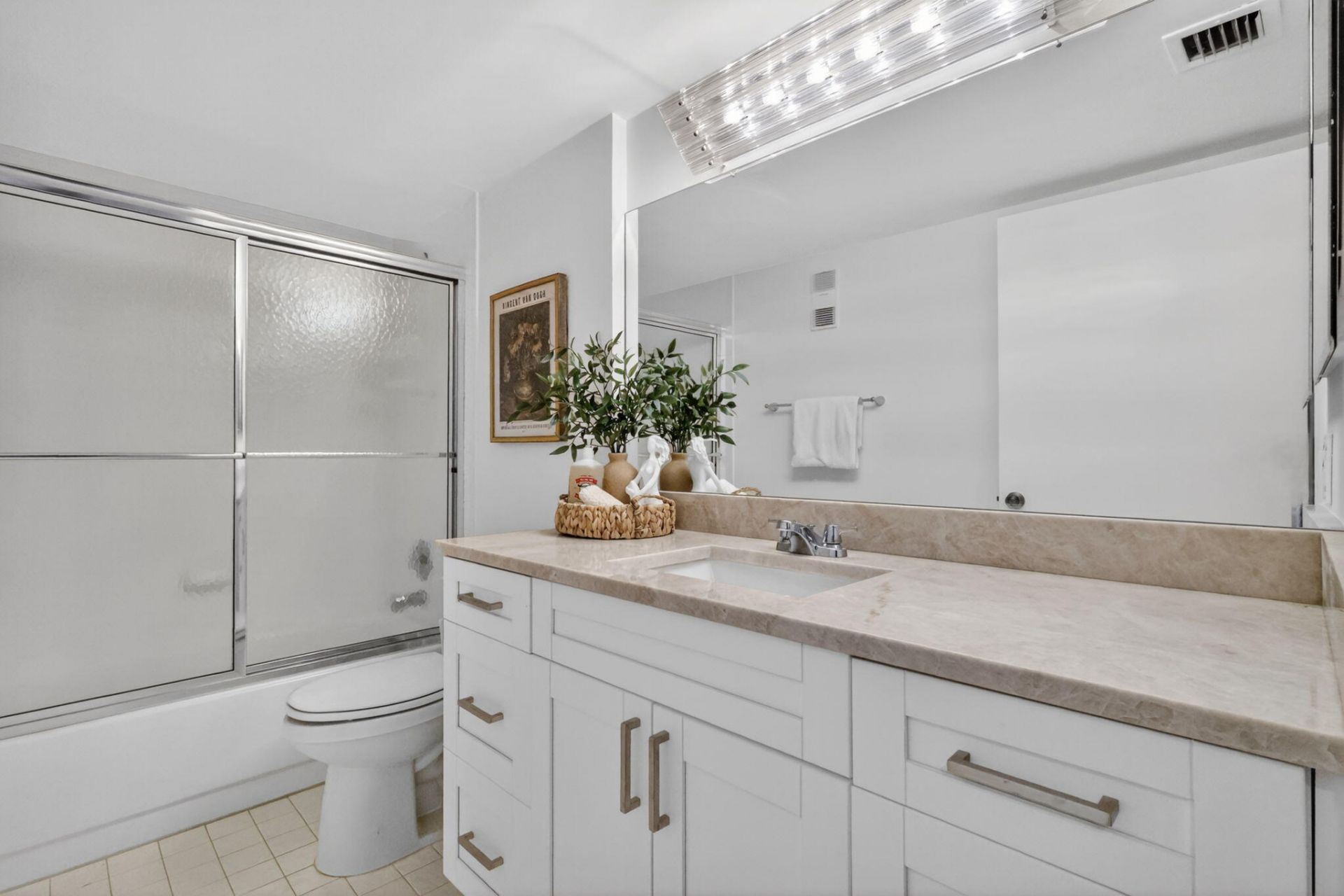 6093 Pointe Regal Circle, Unit 206, Delray Beach, FL 33484 Photo