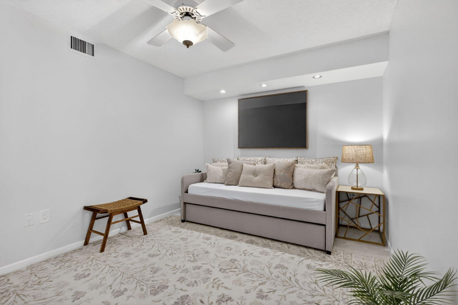 6093 Pointe Regal Circle, Unit 206, Delray Beach, FL 33484 Photo