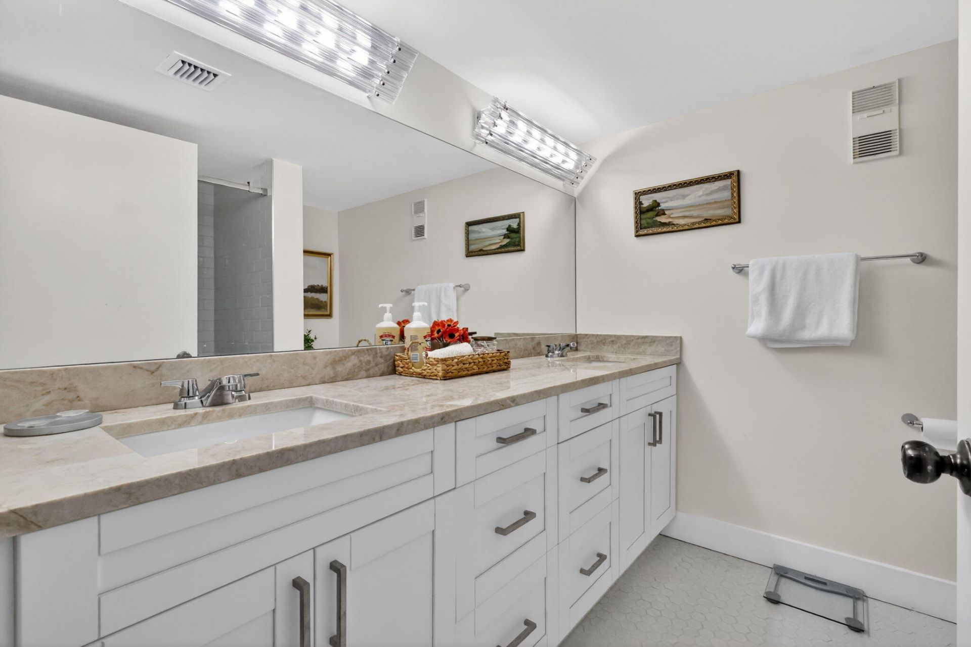 6093 Pointe Regal Circle, Unit 206, Delray Beach, FL 33484 Photo