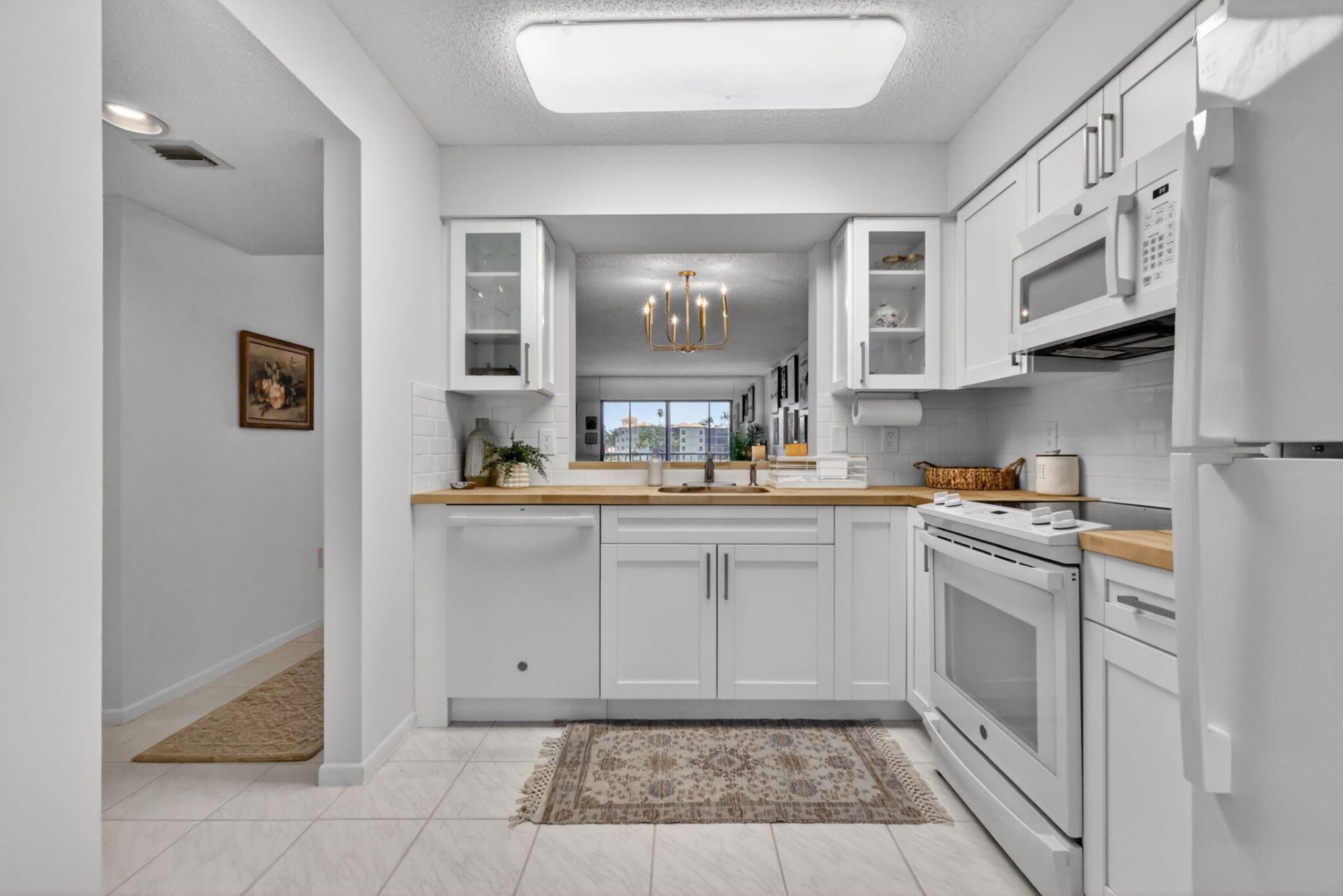 6093 Pointe Regal Circle, Unit 206, Delray Beach, FL 33484 Photo