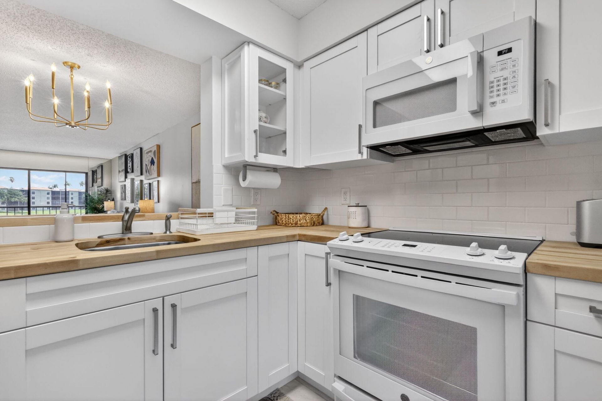 6093 Pointe Regal Circle, Unit 206, Delray Beach, FL 33484 Photo