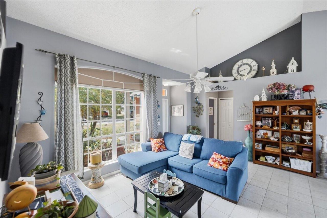 437 SW Kaabe Avenue, Port Saint Lucie, FL 34953 Photo