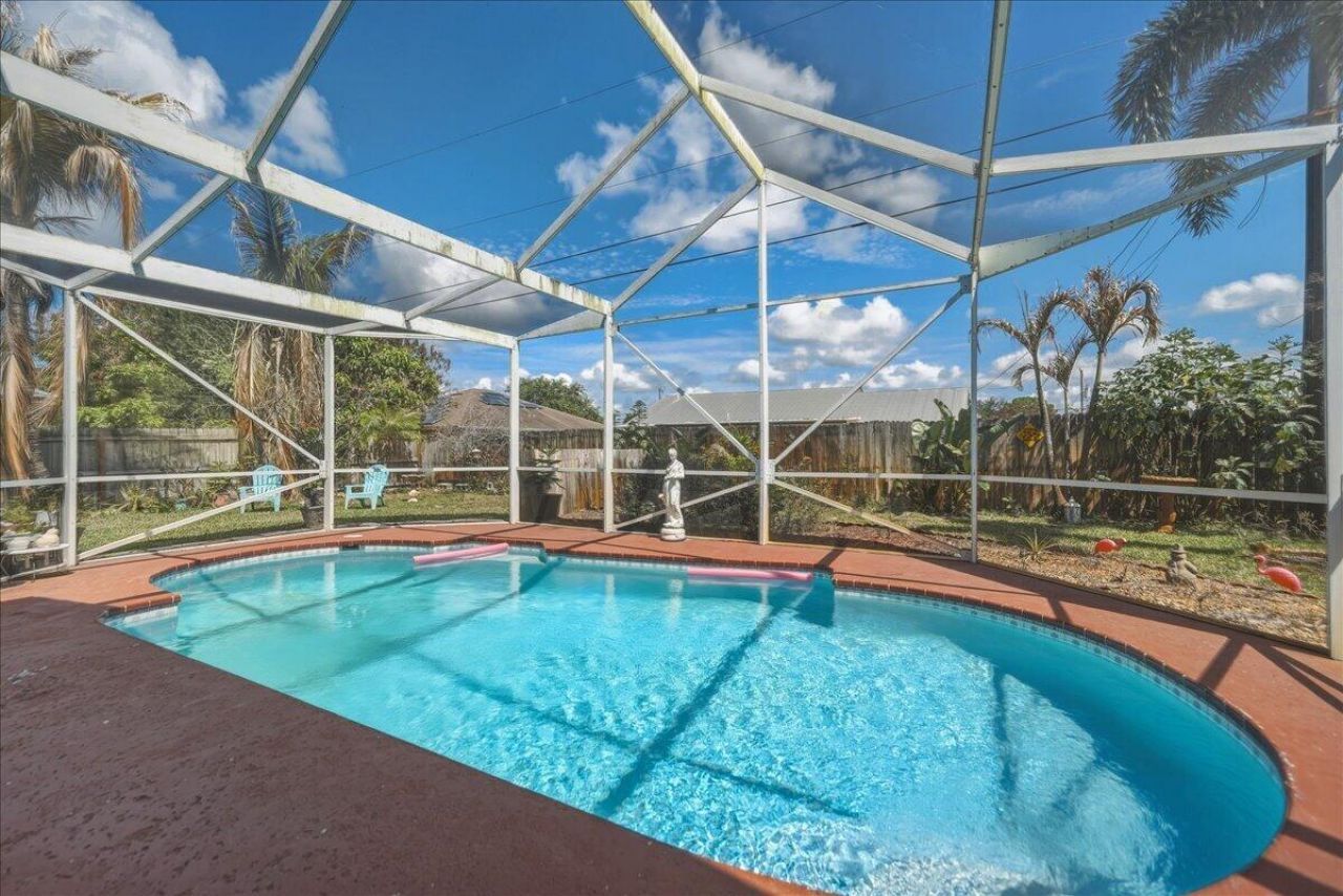 437 SW Kaabe Avenue, Port Saint Lucie, FL 34953 Photo