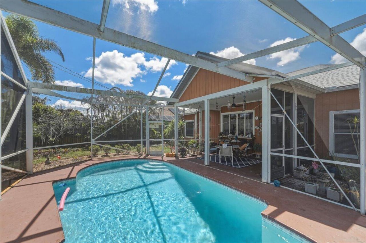 437 SW Kaabe Avenue, Port Saint Lucie, FL 34953 Photo