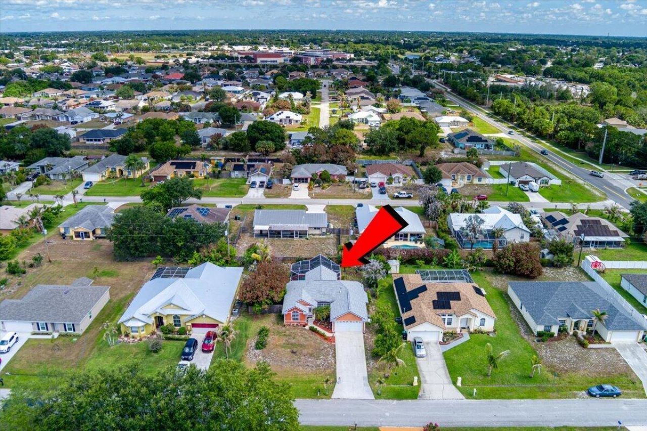 437 SW Kaabe Avenue, Port Saint Lucie, FL 34953 Photo