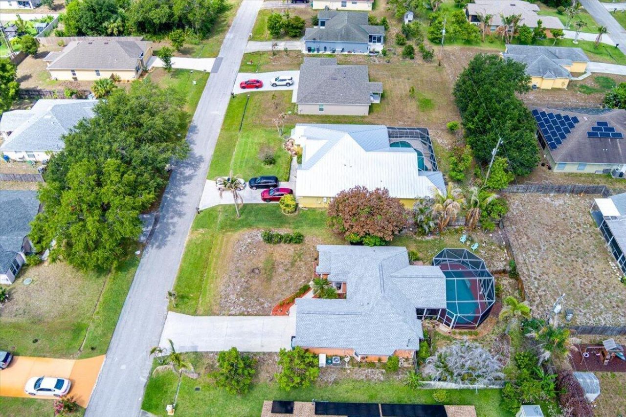 437 SW Kaabe Avenue, Port Saint Lucie, FL 34953 Photo