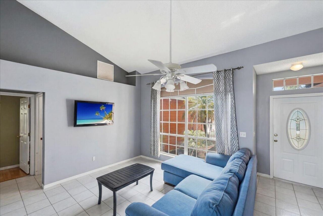 437 SW Kaabe Avenue, Port Saint Lucie, FL 34953 Photo