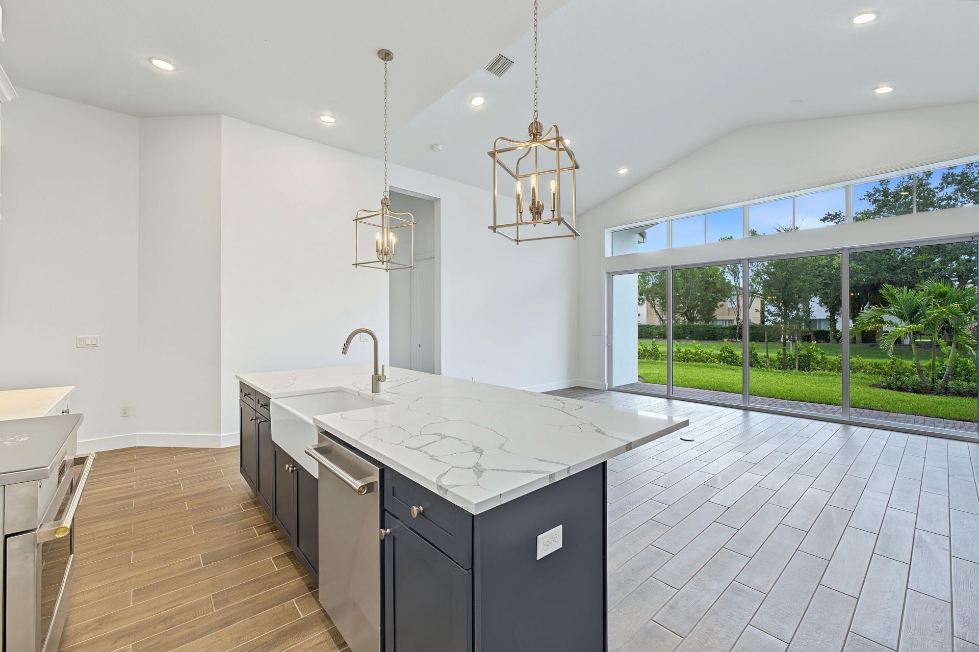 146 Parkside Way, Unit 12, Royal Palm Beach, FL 33414 Photo