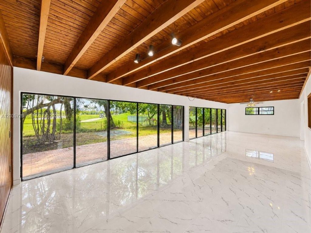 401 S Shore Dr, Miami Beach, FL 33141 Photo