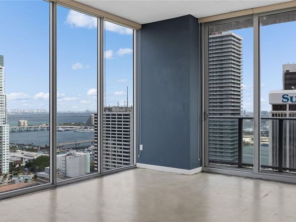 151 SE 1st St , Unit 3202, Miami, FL 33131