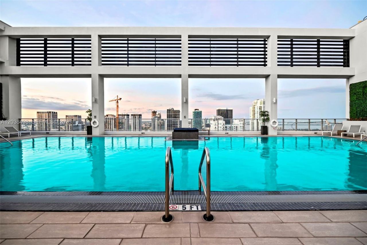 151 SE 1st St , Unit 3202, Miami, FL 33131 Photo