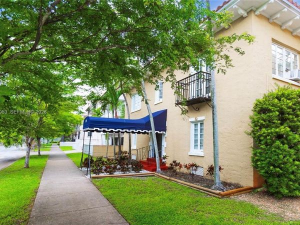 124 Mendoza Ave , Unit 1A, Coral Gables, FL 33134
