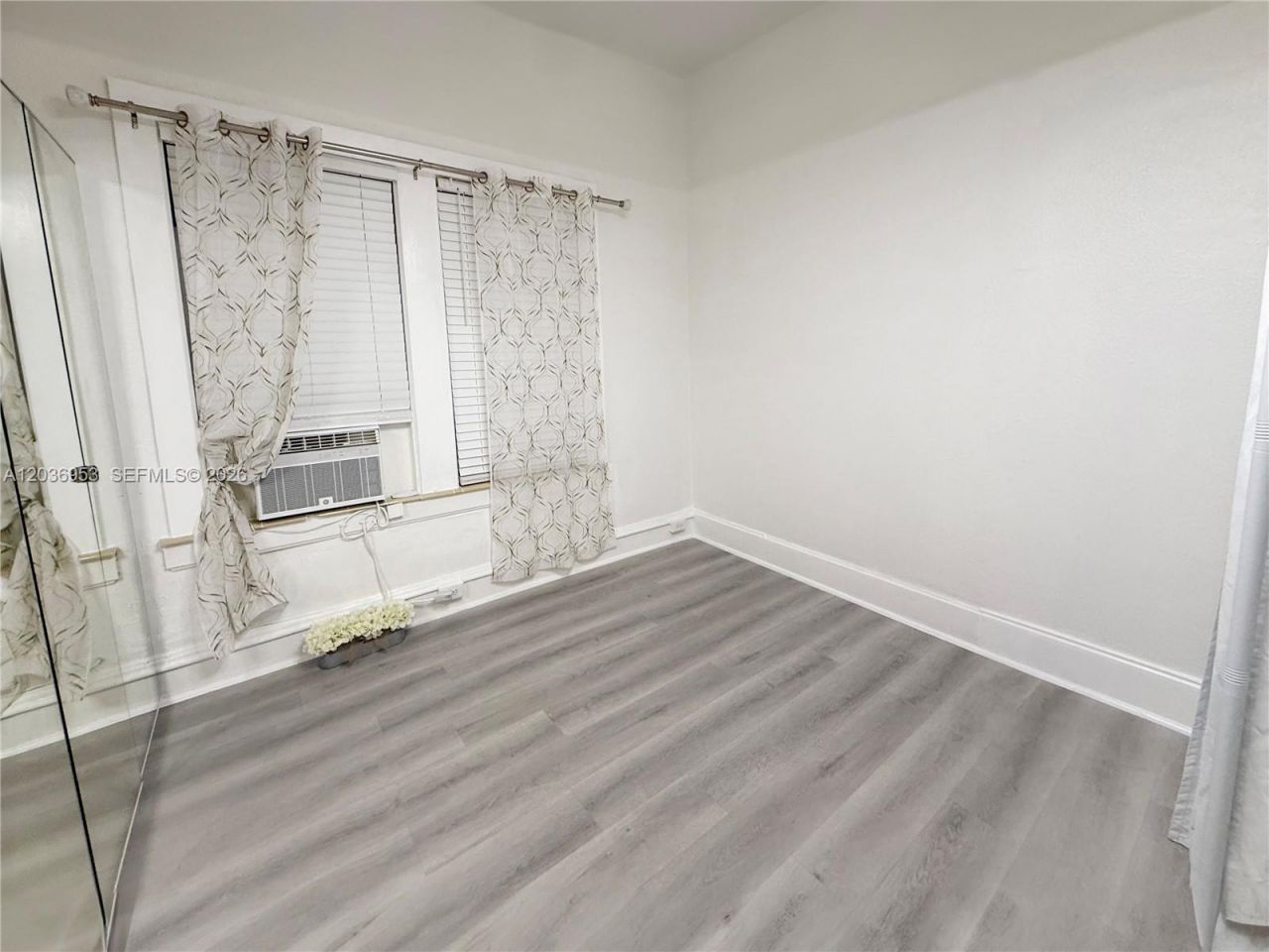 124 Mendoza Ave, Unit 1A, Coral Gables, FL 33134 Photo
