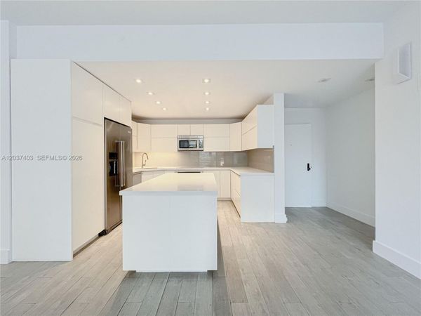 Unit 242, Key Biscayne, FL 33149