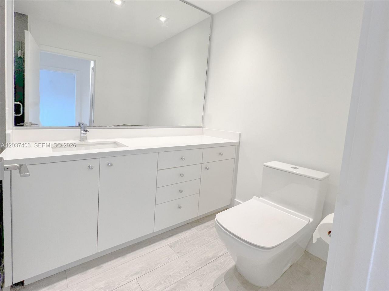 Please Call For Address, Unit 242, Key Biscayne, FL 33149 Photo