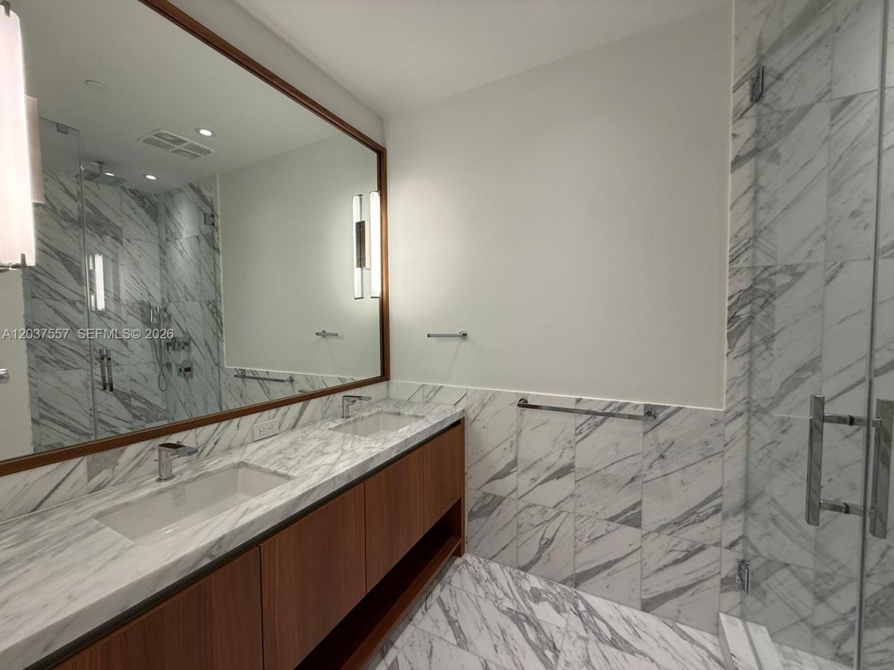 175 SE 25th Rd , Unit 903, Miami, FL 33129 Photo