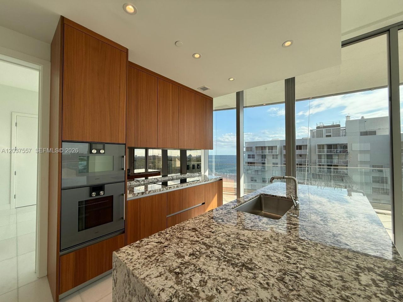 175 SE 25th Rd , Unit 903, Miami, FL 33129 Photo