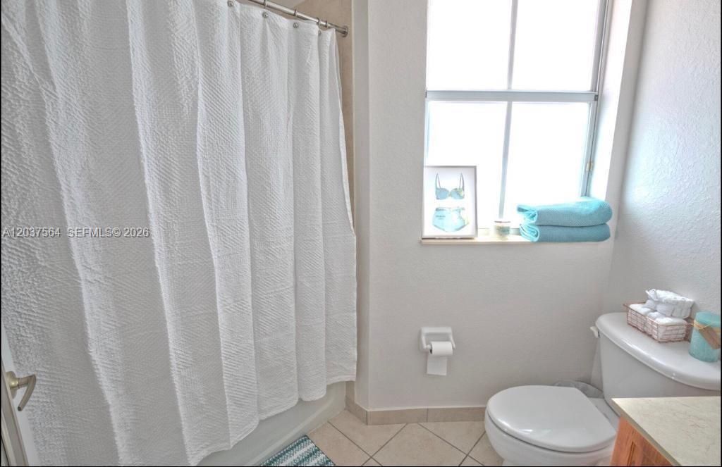 10805 NW 89th Ter , Unit 202-4, Doral, FL 33178 Photo
