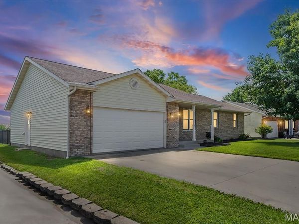 95 Sunbeam Drive , Highland, IL 62249