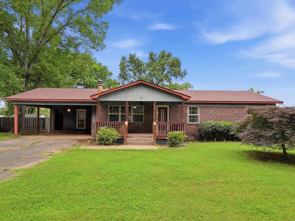 211 Broadview Dr , Hot Springs, AR 71913