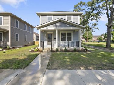 1015 Allen Avenue, South Bend, IN 46616