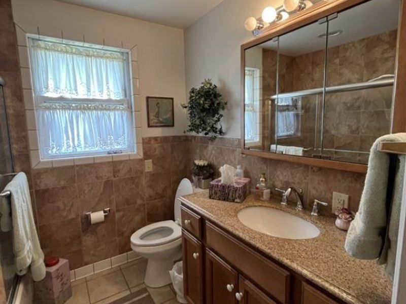 413 Parkview Drive , Girard, OH 44420 Photo 10