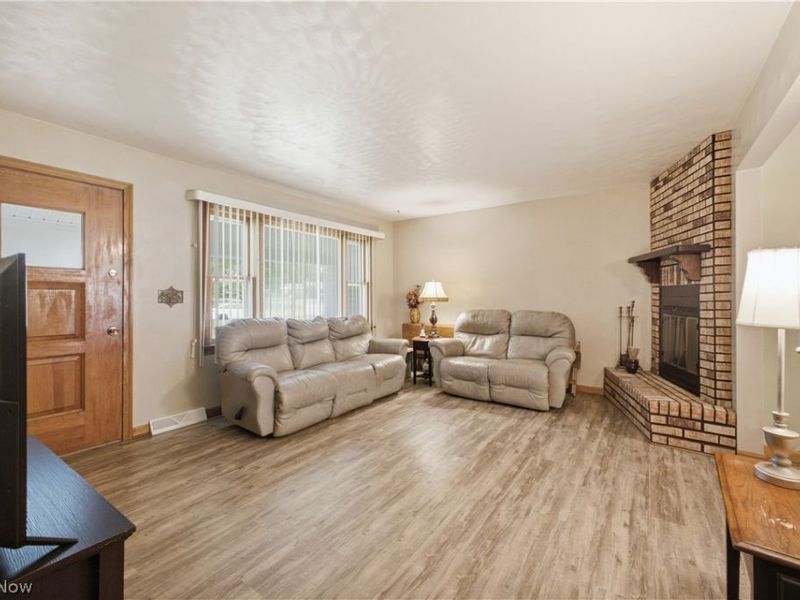 3730 Ayrshire Drive, Austintown, OH 44511 Photo 5