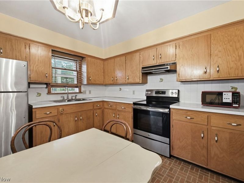 3730 Ayrshire Drive, Austintown, OH 44511 Photo 8