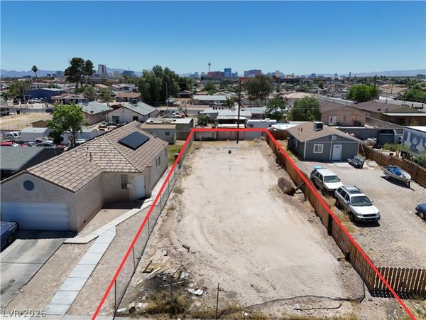 1249 W Bartlett Avenue , Las Vegas, NV 89106