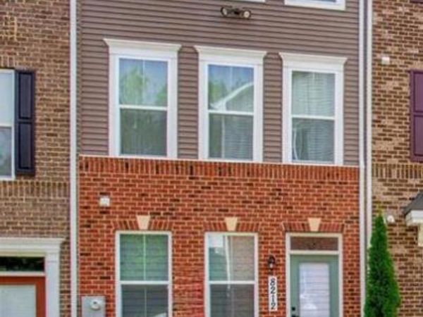 8212 GOLDSTONE COURT, HYATTSVILLE, MD 20785