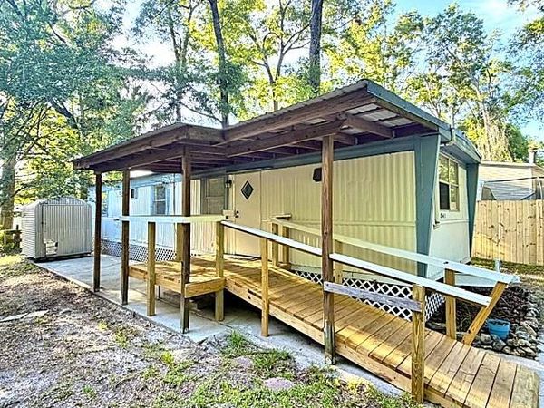 18400 NW 233rd Ter, High Springs, FL 32643