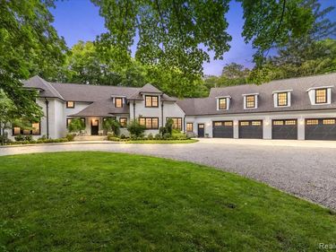 31505 Kennoway Court, Beverly Hills Vlg, MI 48025