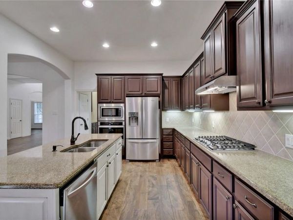 2814 Cool River LOOP, Round Rock, TX 78665