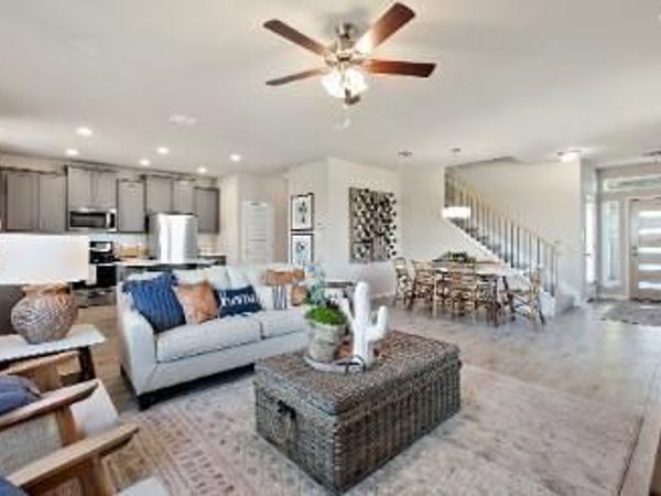10025 Dawn Pearl DR, Austin, TX 78748