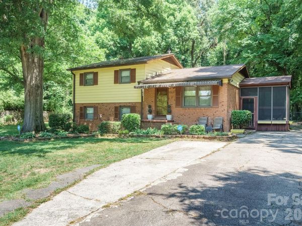 1505 Kingston Drive, Kannapolis, NC 28083