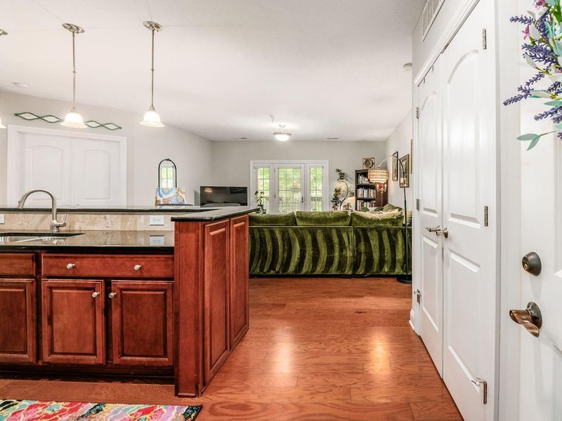 705 N State Street , Unit 100, Westerville, OH 43082 Photo 3